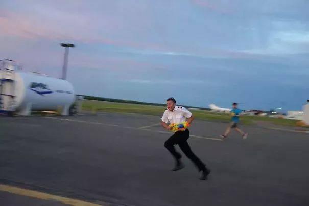 吃瓜群众幺蛾子,一场网络舆论的狂欢